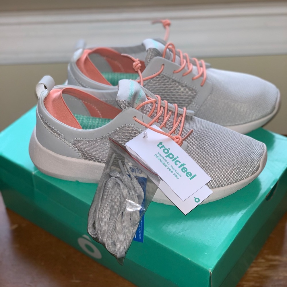 Tropicfeel Womens Sneaker 6.5